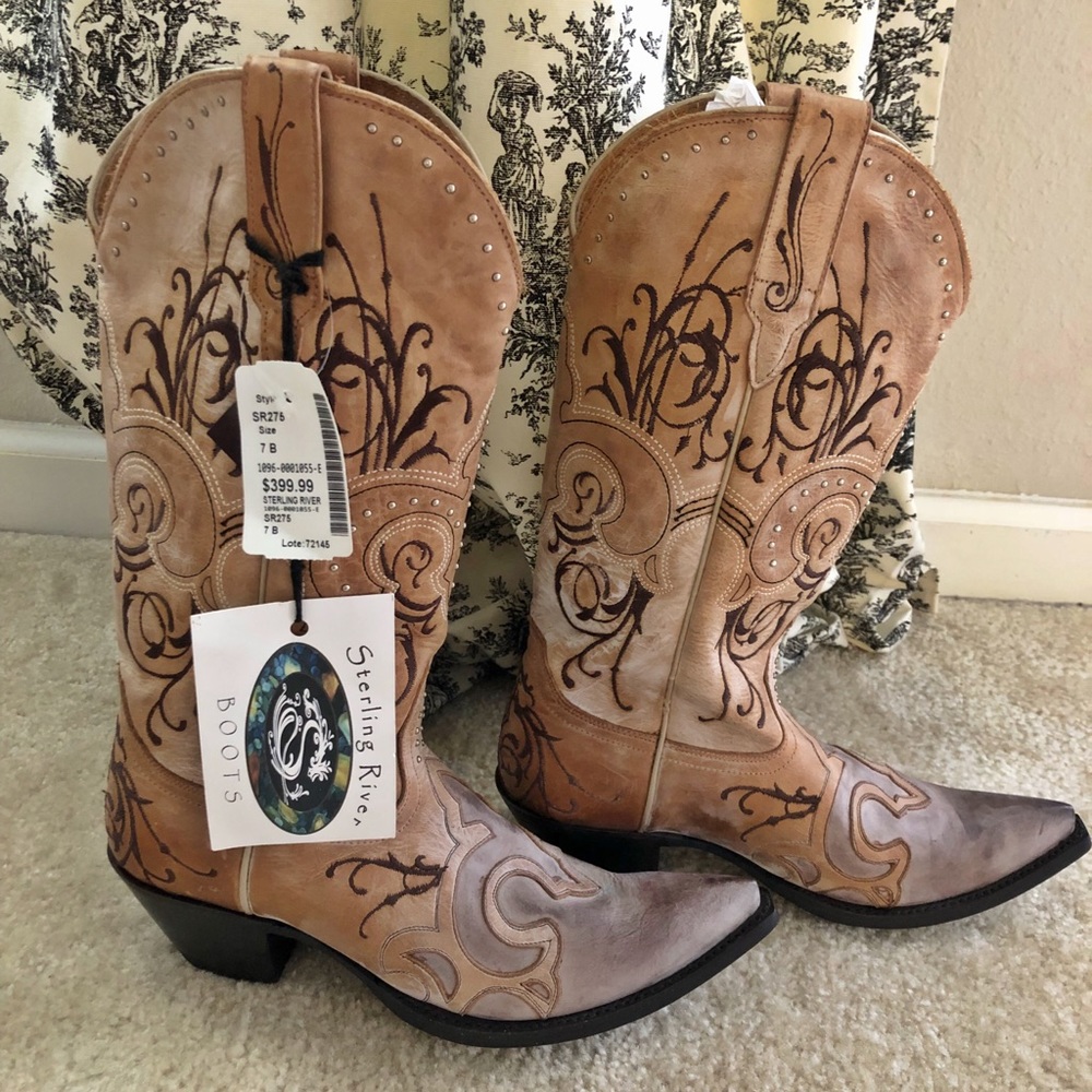 Brand new sterling river boots!